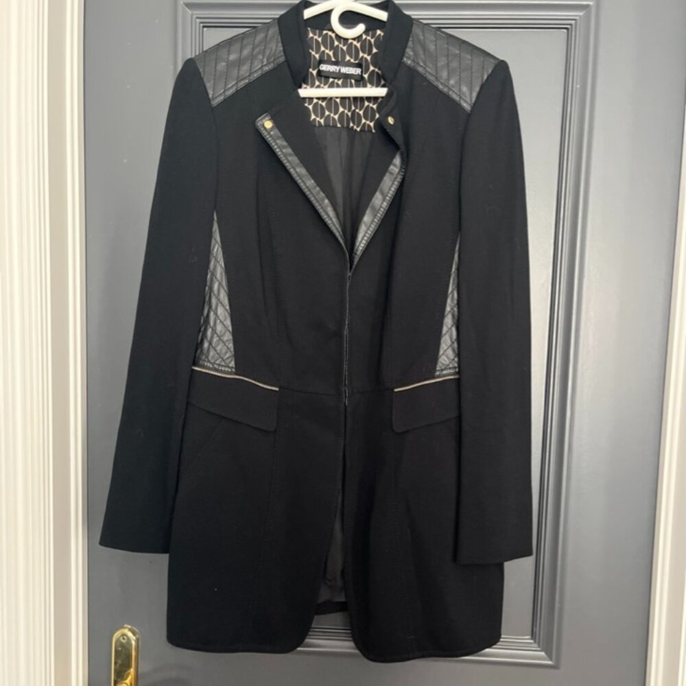 Gerry Weber black and leather mixed material boyfriend fit blazer, size M
